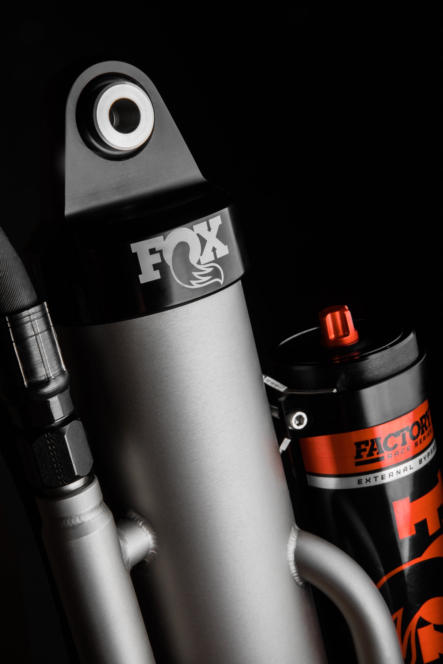 Fox 3.0 External Bypass Piggyback QAB with ECS2 External Cooling System